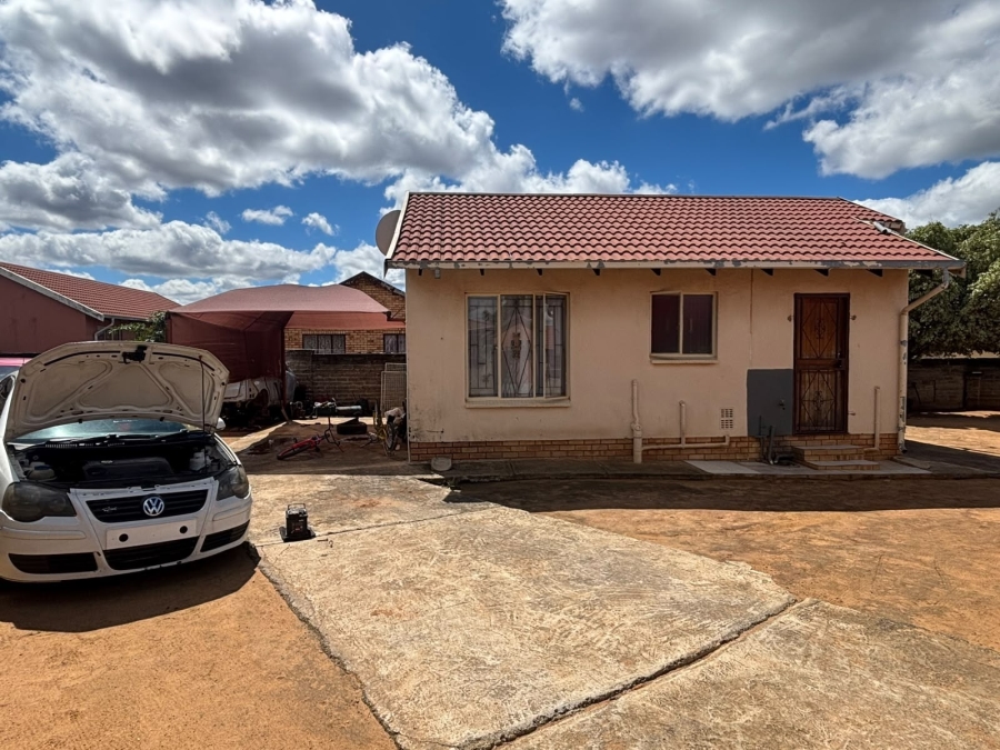3 Bedroom Property for Sale in Tlhabane West North West